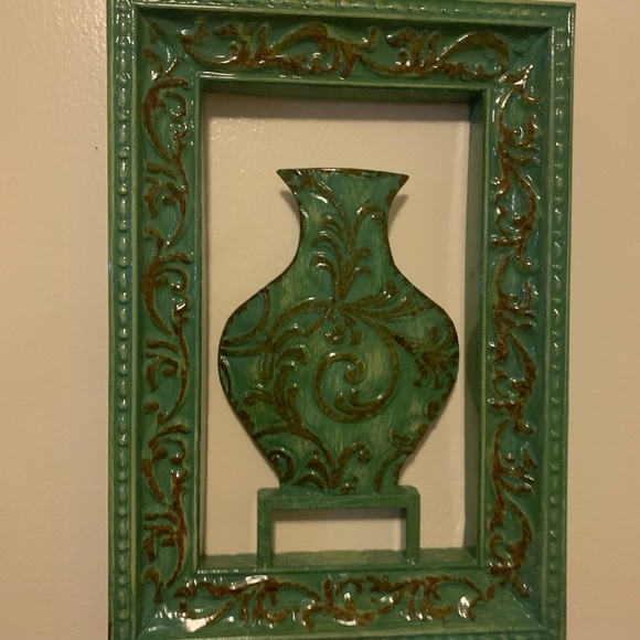 Set of 3 metal wall art green and red vases - Picture 2 of 5